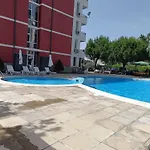 Aparthotel Rose *