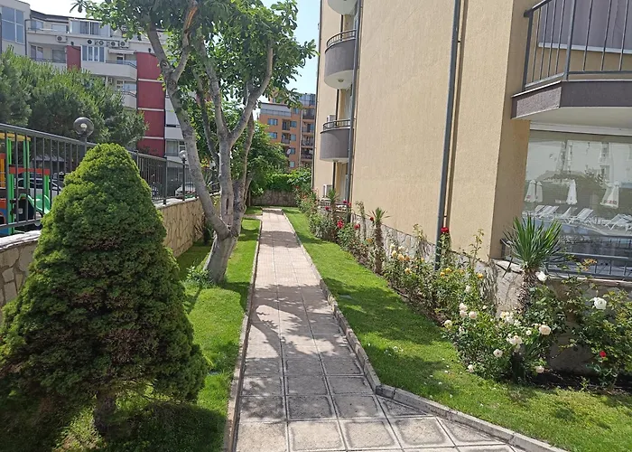 Aparthotel Rose Sunny Beach