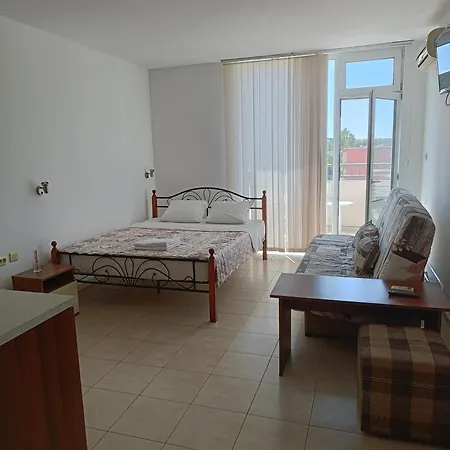 Rose サニービーチ